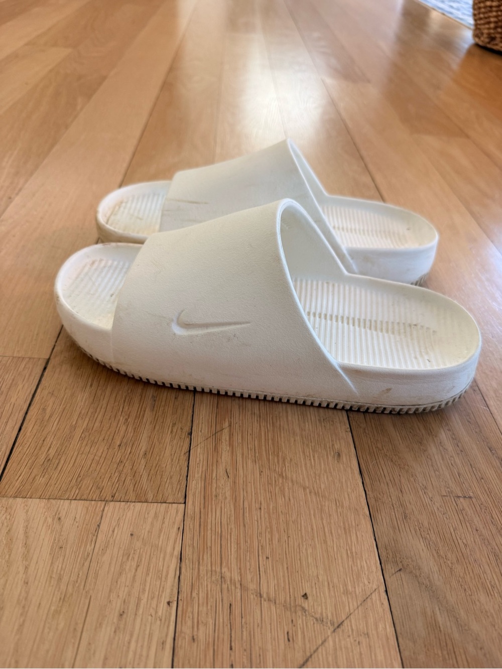 Nike White Mens Slide size 11 (or Women’s 12) Embossed Swoosh